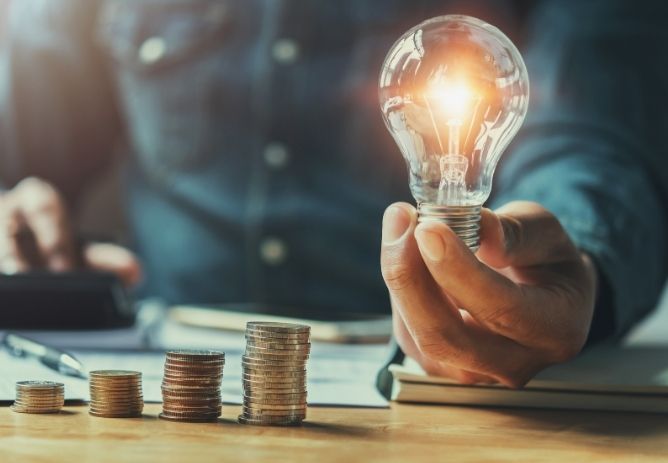 5 benefits to consolidating your loans
